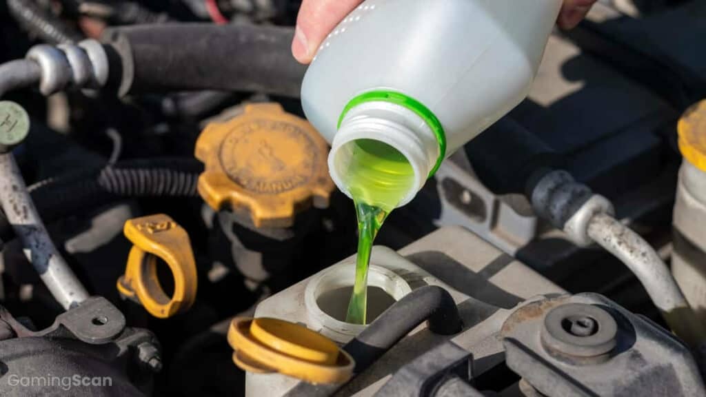 How To Put Coolant (Antifreeze) In Your Car [2024 Guide] Auto Chimps