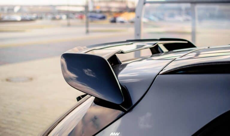 Why Do SUVs Have Spoilers? [Simple Answer] - Auto Chimps
